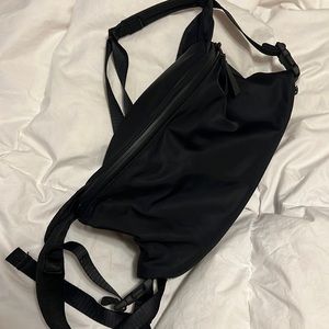 Lululemon mesh belt bag